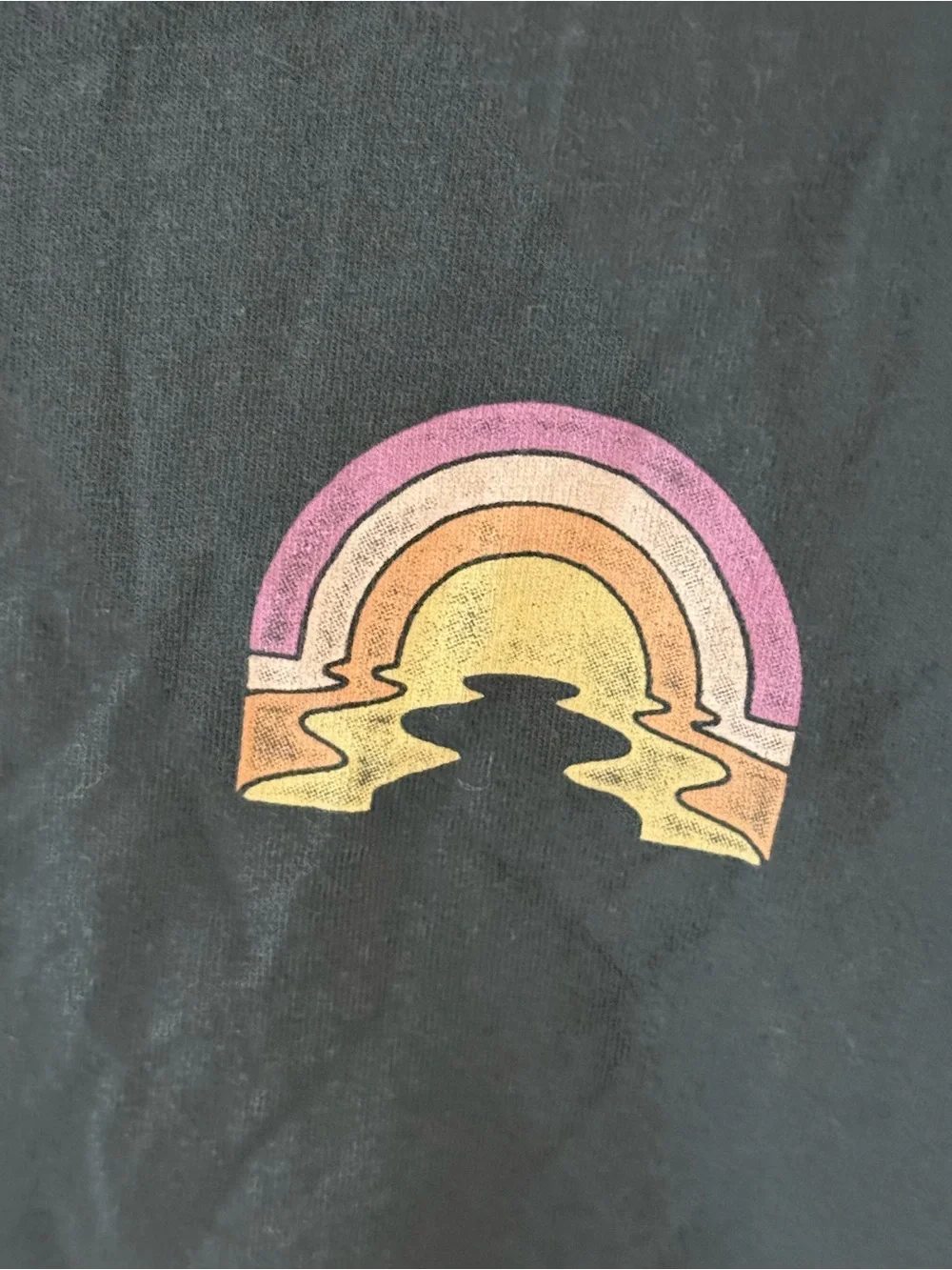 5 for $20 Deal- Old Navy Gray Tee with Pink and Gold Rainbow- Size Small
